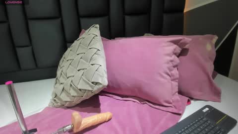 abbyadams23 online show from 02/16/25, 02:31