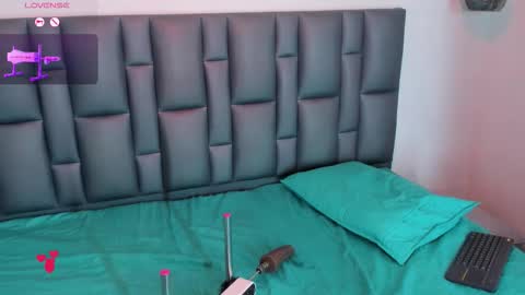 abbyadams23 online show from 12/02/25, 03:01