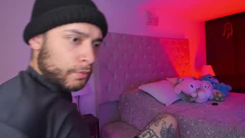 START TRANSMISSION ---- AM COLOMBIA TIME online show from 04/28/26, 07:02