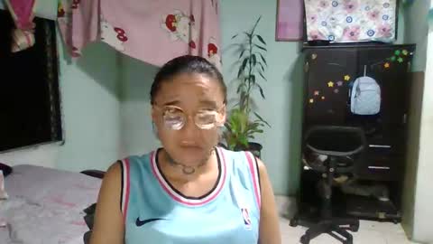 Snapshot of abbyasher chatting on 03/05/25, 12:27 Abby online show from 03/05/25, 12:27