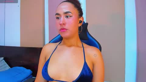 ---Abby--- online show from 01/11/26, 04:17