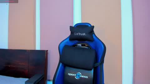 ---Abby--- online show from 04/08/26, 04:45