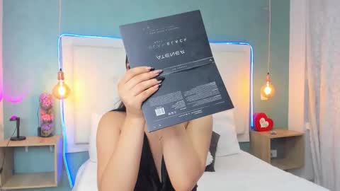 Abby Dixon  online show from 12/02/25, 02:12