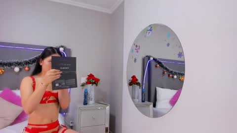 Abby Dixon  online show from 12/04/25, 02:04