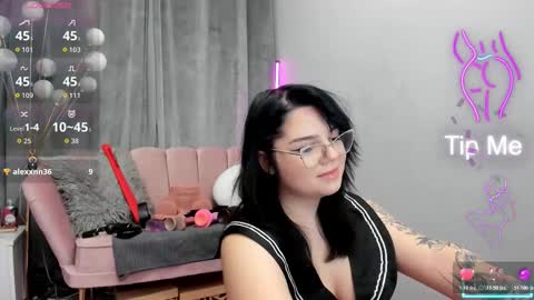 Abby Pearl online show from 12/19/25, 09:00