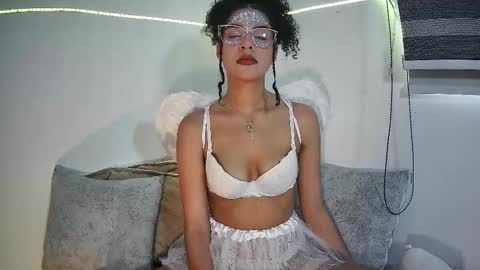 abbystorme online show from 10/16/25, 08:32