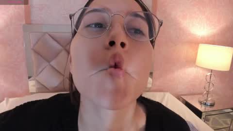Snapshot of abbysweet1_ chatting on 05/20/26, 12:11 Abigail online show from 05/20/26, 12:11