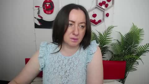 abbytaylorr online show from 04/17/26, 07:55