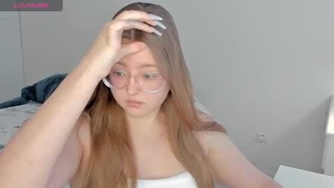 Abby    Stream at Sat  Sun  Mon  Fri online show from 02/08/26, 02:31