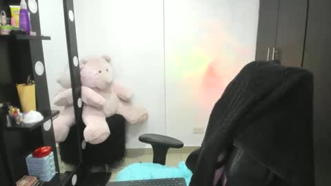 Snapshot of abbyxlee chatting on 12/08/24, 03:53     online show from 12/08/24, 03:53