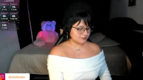 Snapshot of abbyxlee chatting on 02/24/25, 10:25     online show from 02/24/25, 10:25