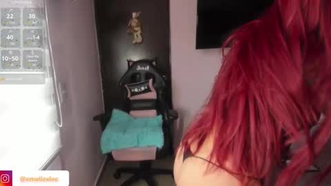 Snapshot of abbyxlee chatting on 09/20/25, 10:22     online show from 09/20/25, 10:22