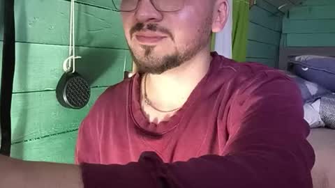 Hookiehax online show from 04/22/26, 06:49