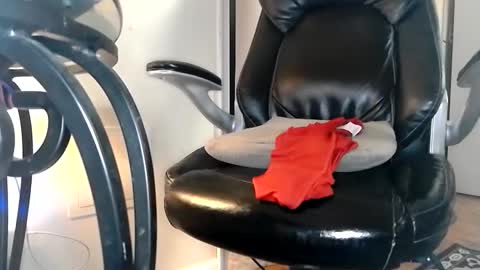 abe_froman2007 online show from 11/29/25, 11:02