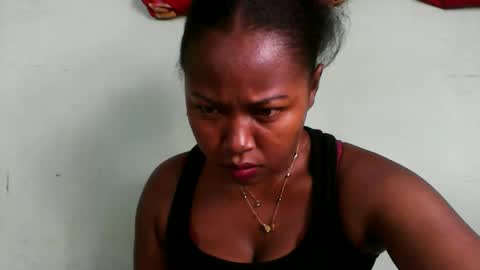 Snapshot of abella677022 chatting on 04/22/26, 03:02 abella677022 online show from 04/22/26, 03:02