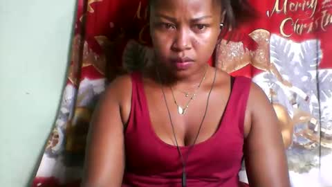 Snapshot of abella677022 chatting on 04/26/26, 02:42 abella677022 online show from 04/26/26, 02:42