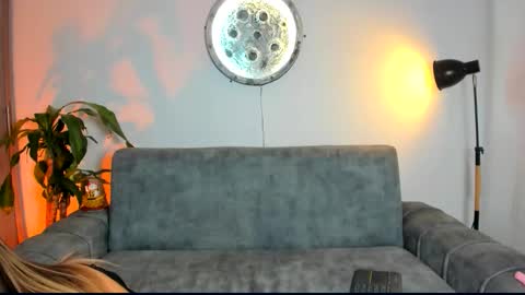  Abella and Kendra  online show from 01/31/26, 09:46