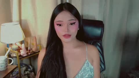 Snapshot of abetterchristine chatting on 07/06/26, 04:53 Abetterchristine online show from 07/06/26, 04:53