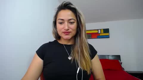 ximena online show from 02/19/25, 12:44