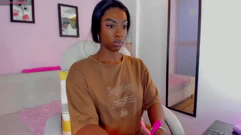 Snapshot of abigail_montoya chatting on 04/22/26, 11:12 Abigail online show from 04/22/26, 11:12