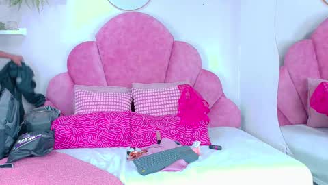 ABIGAIL online show from 01/05/26, 07:50