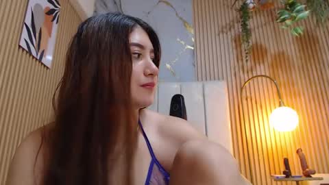 abigailowensss online show from 10/11/25, 08:35