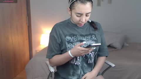 Snapshot of abii_27 chatting on 02/15/26, 06:43 Abi online show from 02/15/26, 06:43