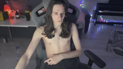 hi  cum in pvt noi extra tip online show from 02/23/26, 06:49