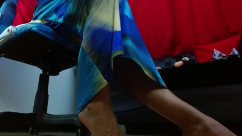 Snapshot of abril_beltran_ chatting on 12/14/25, 10:03 Abril Beltran online show from 12/14/25, 10:03