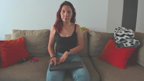 Snapshot of abril_fostter chatting on 10/17/25, 05:59 abril_fostter online show from 10/17/25, 05:59
