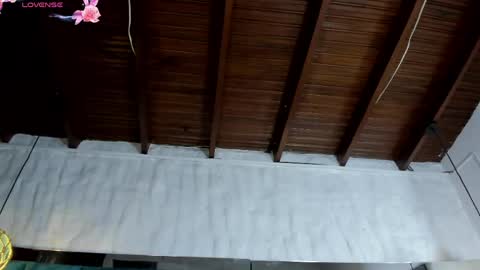 Snapshot of abril_gomez_11 chatting on 05/16/26, 07:45 abril_gomez_11 online show from 05/16/26, 07:45