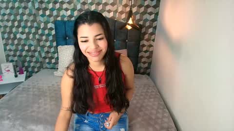 Snapshot of abril_matthews chatting on 02/03/25, 03:27 ABRIL MATTHEWS online show from 02/03/25, 03:27