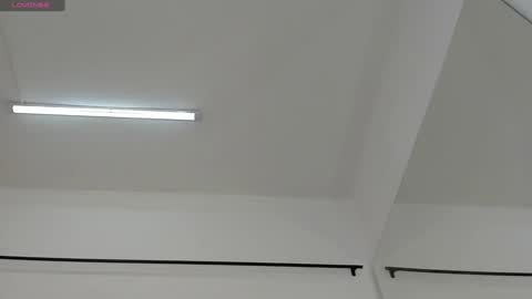 Snapshot of abril_ricci chatting on 12/28/24, 03:58 Abril online show from 12/28/24, 03:58