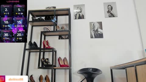 Snapshot of abril_ricci chatting on 12/31/24, 03:34 Abril online show from 12/31/24, 03:34