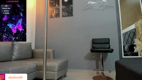 Snapshot of abril_ricci chatting on 01/19/25, 02:15 Abril online show from 01/19/25, 02:15