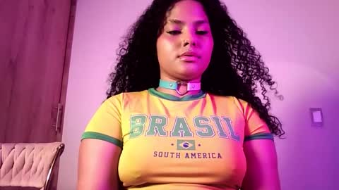 Snapshot of abril_ricci chatting on 11/03/25, 09:48 Abril online show from 11/03/25, 09:48