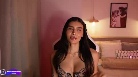 Snapshot of abril_w18 chatting on 03/30/26, 11:28 My name is Alexa. Please say hello I like to chat with you. If you have requests please use tip online show from 03/30/26, 11:28
