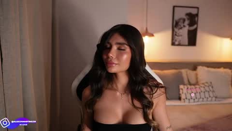 Snapshot of abril_w18 chatting on 04/23/26, 10:56 My name is Alexa. Please say hello I like to chat with you. If you have requests please use tip online show from 04/23/26, 10:56