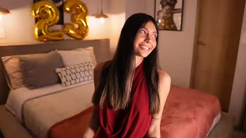Snapshot of abril_w18 chatting on 04/30/26, 11:20 My name is Alexa. Please say hello I like to chat with you. If you have requests please use tip online show from 04/30/26, 11:20
