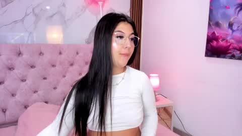 Abril online show from 04/06/26, 11:33