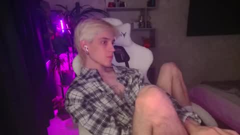 Nick online show from 11/29/25, 01:47