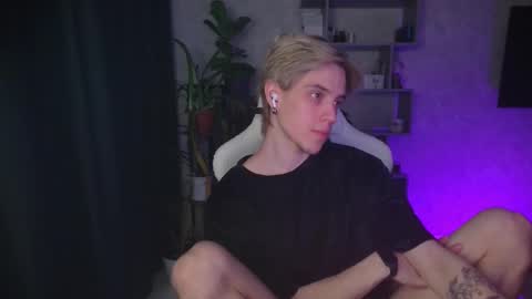 Nick online show from 12/16/25, 04:01