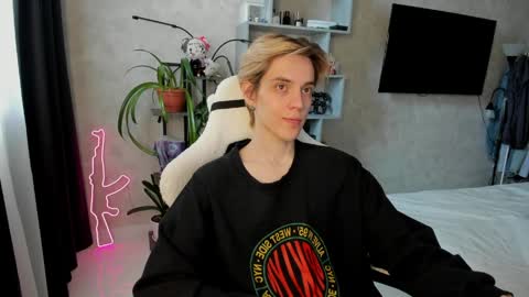 Nick online show from 04/03/26, 09:40