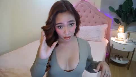 Snapshot of absolutely_gurjuice69 chatting on 09/24/25, 10:02 Hope online show from 09/24/25, 10:02