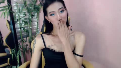 Miss Sophie online show from 12/23/24, 05:43