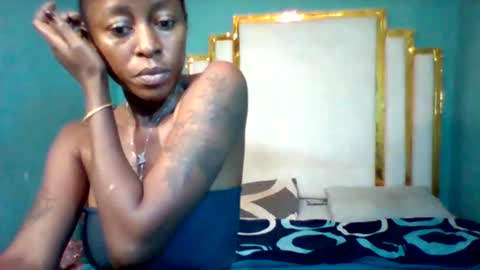 Cadih online show from 11/11/25, 02:39