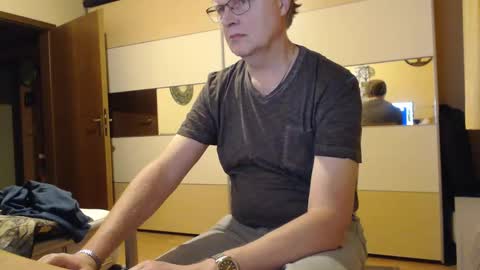 ach471 online show from 12/10/24, 07:05