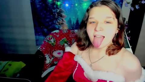 Kate online show from 12/14/25, 01:33