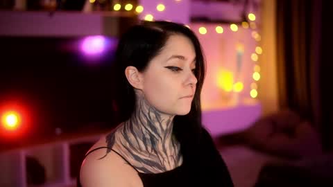 Snapshot of acid_pie chatting on 02/07/25, 06:24 acid_pie online show from 02/07/25, 06:24