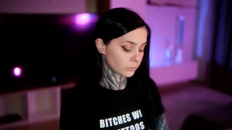 Snapshot of acid_pie chatting on 10/21/25, 08:09 acid_pie online show from 10/21/25, 08:09